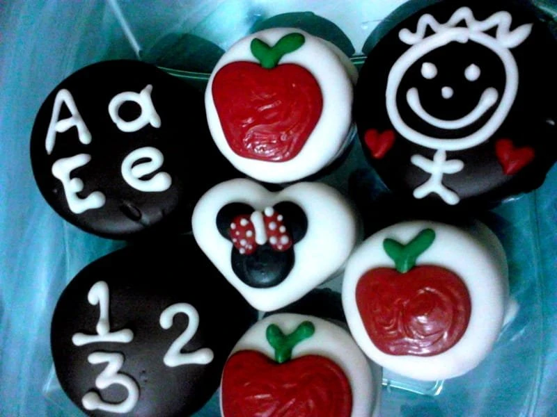 Alfajores día del maestro